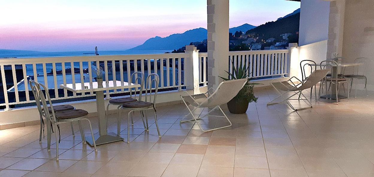 Apartments Villa Bonaca Башка-Вода Екстер'єр фото