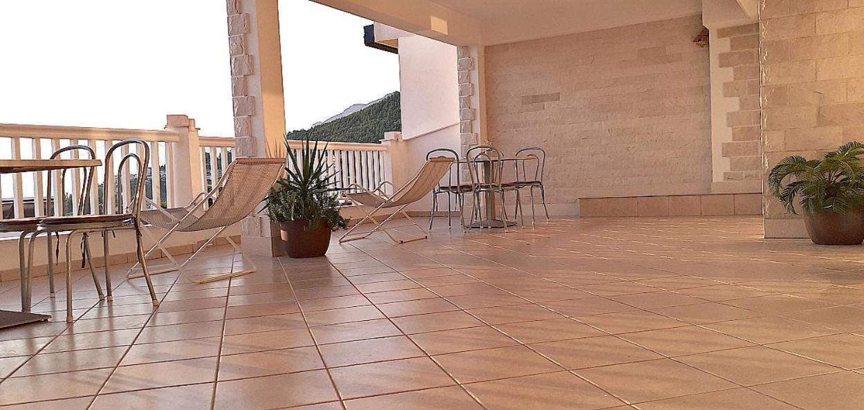 Apartments Villa Bonaca Башка-Вода Номер фото